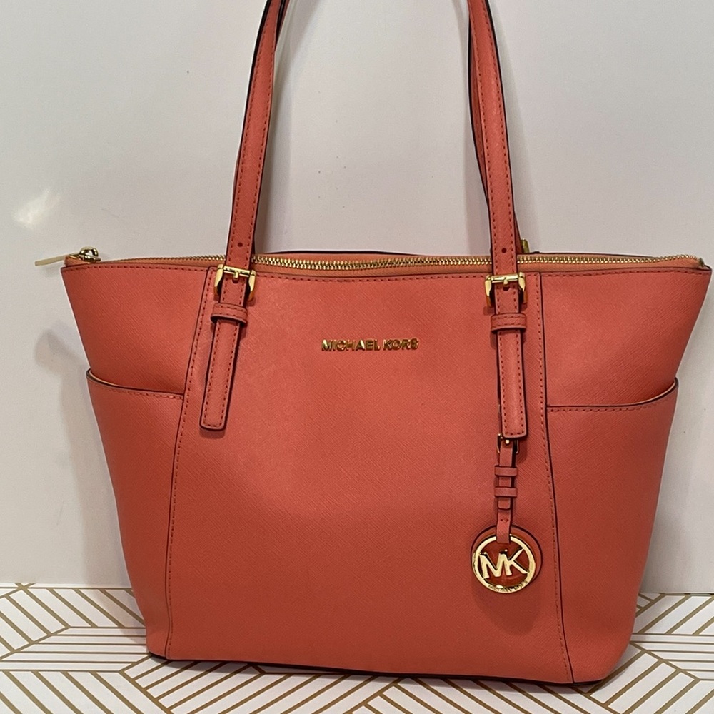 Michael Kors handbag - Picture 5 of 7